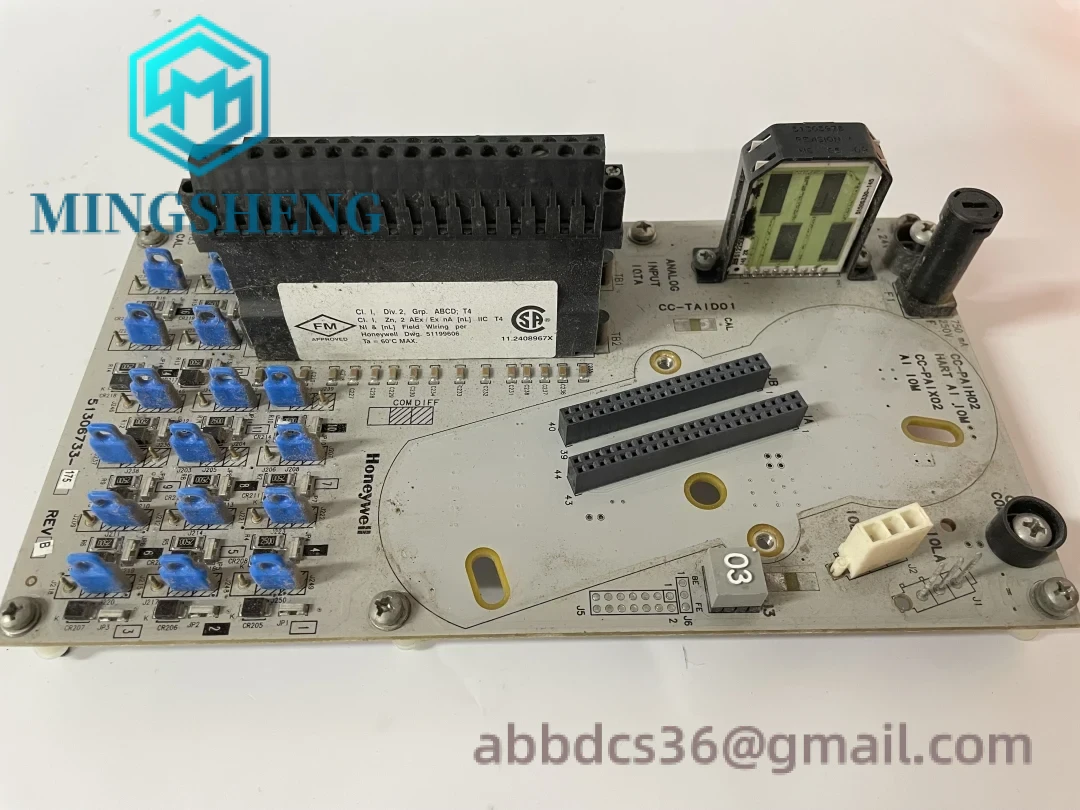 HONEYWELL CC-PAIX02 module close-up