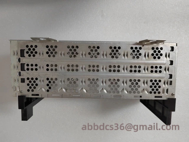 1756-A7 B Front Panel