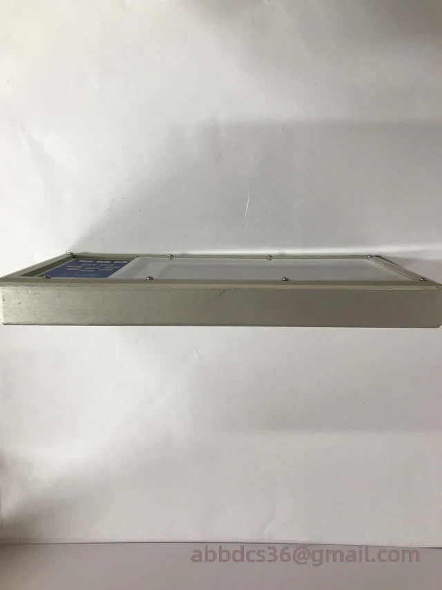 350093135785-01 Front View