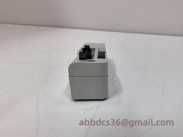 ABB CHBX01R front view