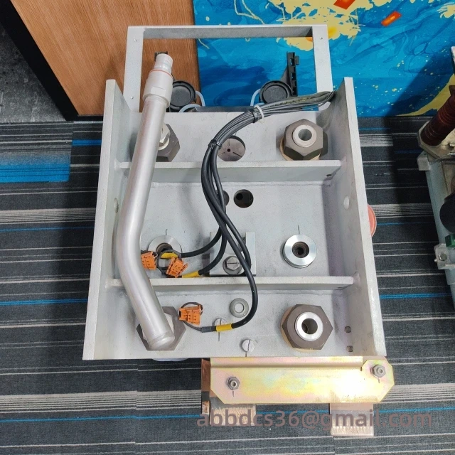 ABB S-093H 3BHB009885R0004