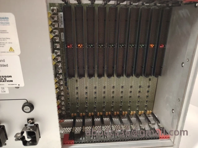Vanguard CPCI-10-D2 Front Panel