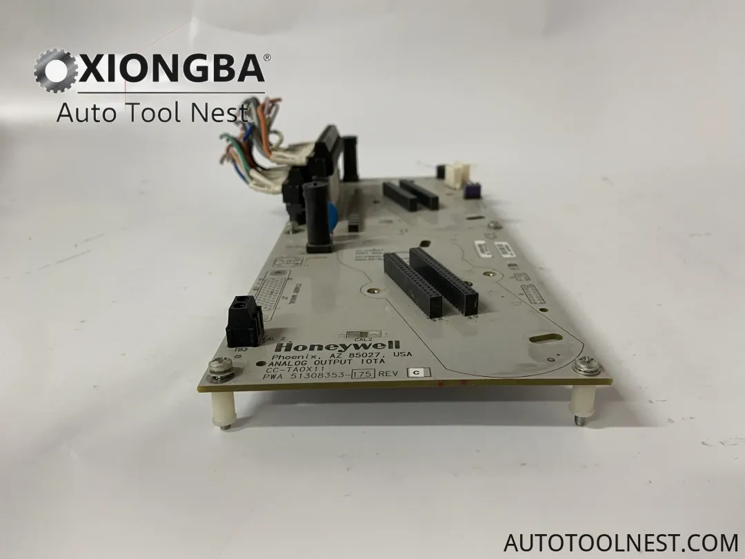 CC-TAOX11 Module Front Panel