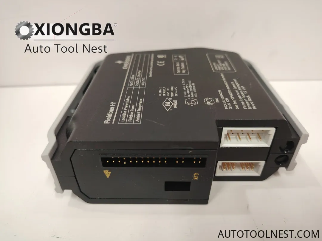 Emerson KJ3242X1-BK1 front panel