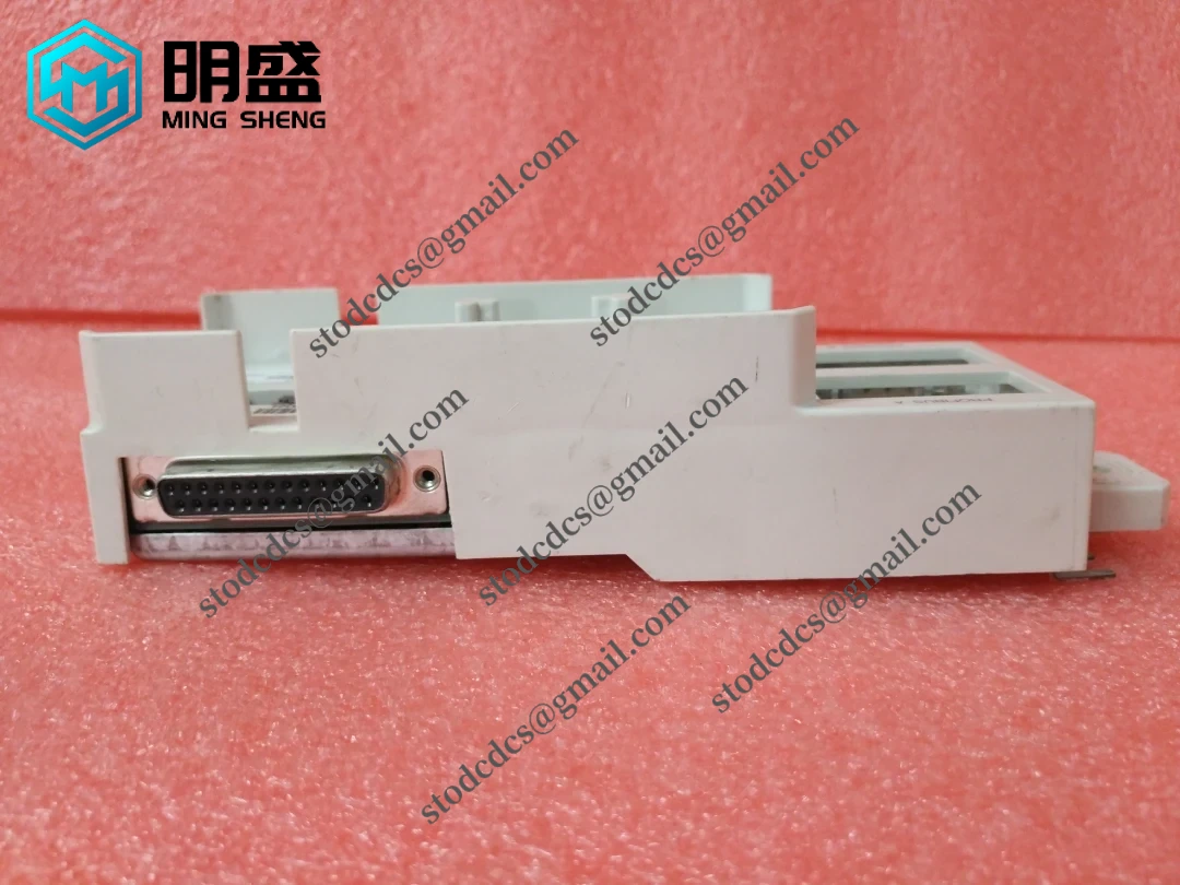 ABB TP854 3BSE025349R1工业控制器特写