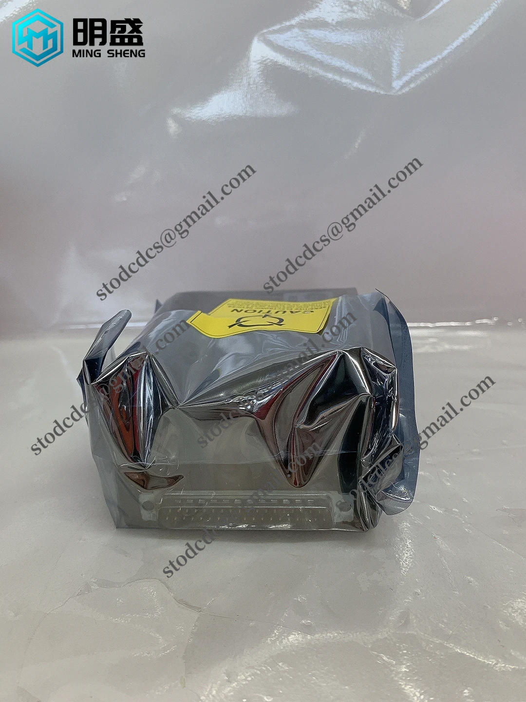 GE IS220PDOAH1A 工业控制模块特写