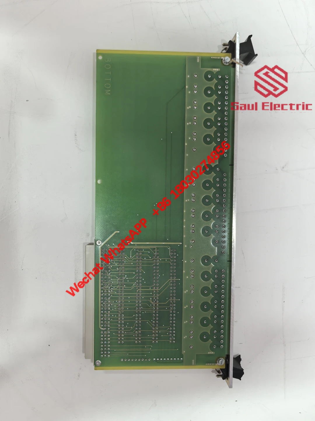 RLC16-V111 front panel